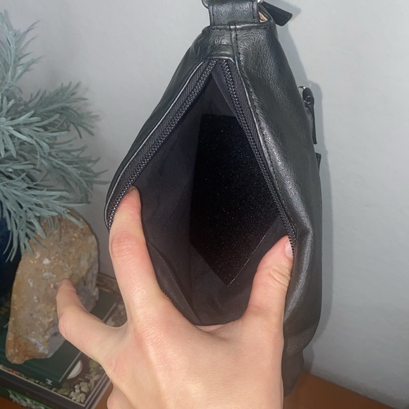 Gun Tote’n Mamas Black Leather Crossbody Purse Carry and Conceal GTM - Picture 3 of 10